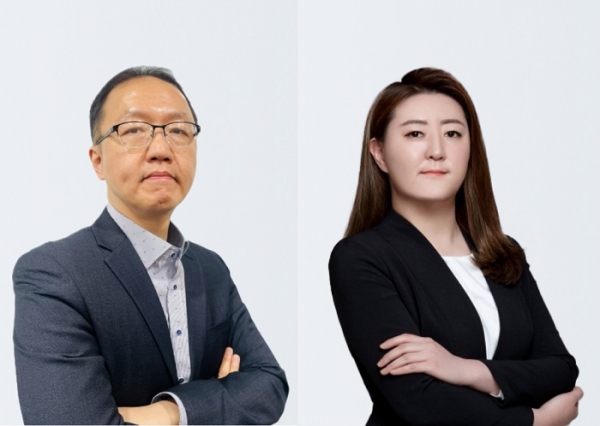 ▲ 법무법인 KB 인사·노무 전담팀 (왼쪽부터)정용훈, 조성희 공인노무사(사진제공 = 법무법인 KB)
